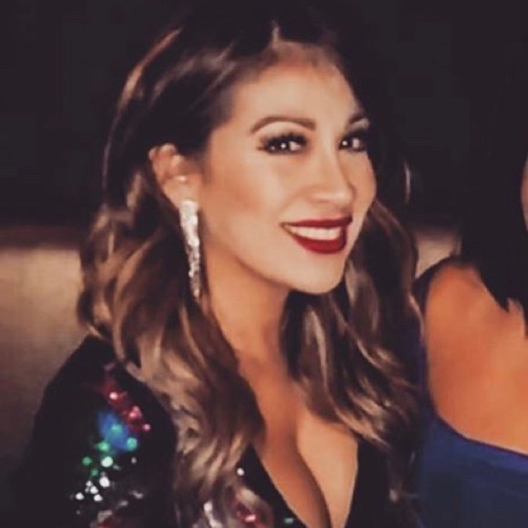 Meet your Posher, Nadia - Picture 1 of 1